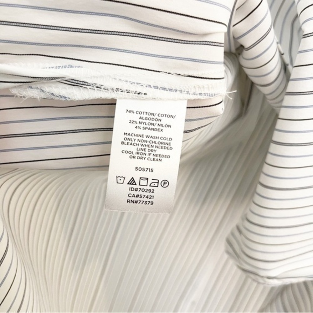 NWT Ann Taylor Factory Long Sleeve Button Shirt Size Medium Color Blue/White - Picture 4 of 6
